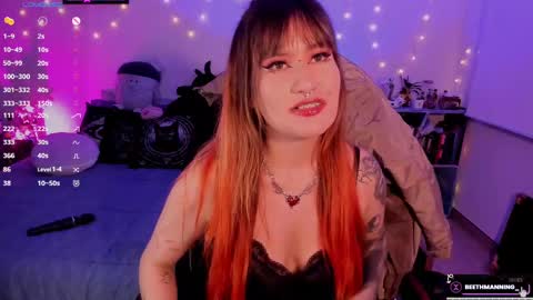 Snapshot of beethmanning_ chatting on 5, 3, 2025 online show from 5, 3, 2025