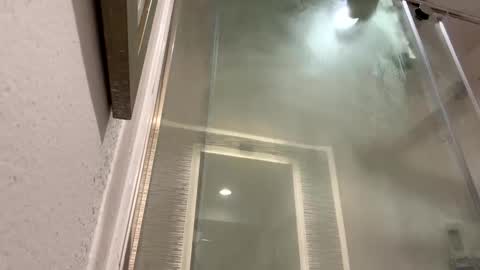 Snapshot of begme88 chatting on 3, 2, 2025 begme88 online show from 3, 2, 2025