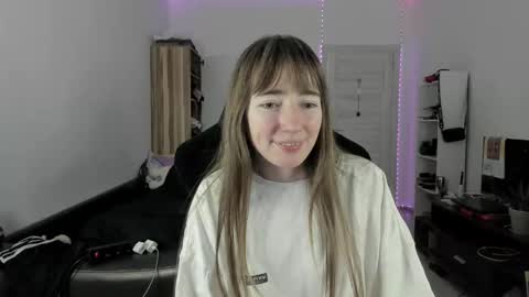Lisa online show from 28, 9, 2025