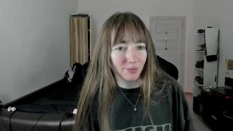 Lisa online show from 5, 10, 2025