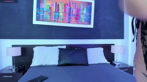 Snapshot of belajones chatting on 19, 11, 2025 Bela online show from 19, 11, 2025