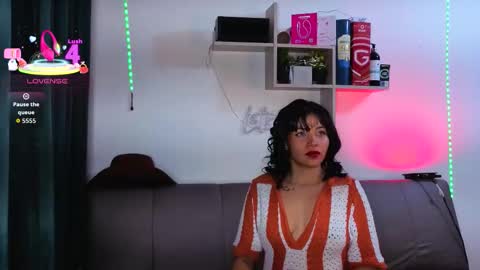 Snapshot of belasexxx chatting on 6, 11, 2025 bela online show from 6, 11, 2025