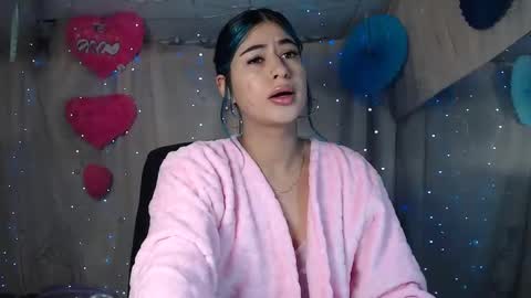 Snapshot of belinda_luna_ chatting on 5, 1, 2025 modelo independiente online show from 5, 1, 2025