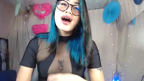 Snapshot of belinda_luna_ chatting on 12, 1, 2025 modelo independiente online show from 12, 1, 2025