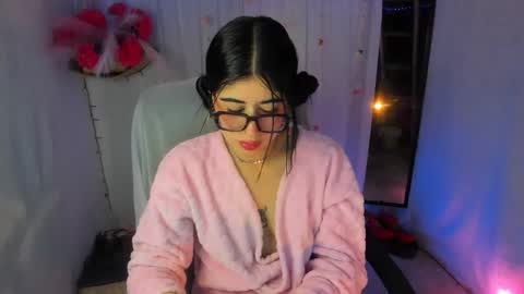 Snapshot of belinda_luna_ chatting on 9, 3, 2026 modelo independiente online show from 9, 3, 2026