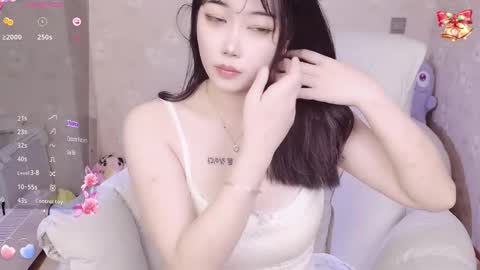 Snapshot of bell_cs chatting on 2, 3, 2025 bell online show from 2, 3, 2025