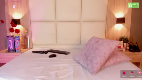 Snapshot of bella1207 chatting on 14, 3, 2026 Bella cam online show from 14, 3, 2026