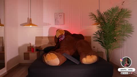    online show from 31, 10, 2025