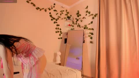 bella_faith online show from 26, 2, 2025