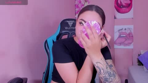 BELLA online show from 17, 9, 2025