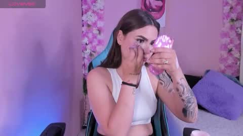 BELLA online show from 22, 9, 2025