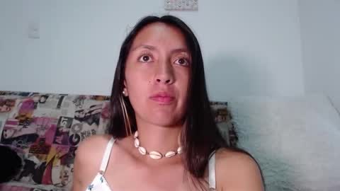 Bella Marlowe online show from 9, 9, 2025