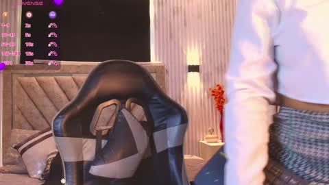 Snapshot of bella_martini_ chatting on 2, 4, 2026 bella_martini_ online show from 2, 4, 2026