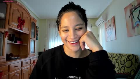 bella_pocahontas3 online show from 2, 1, 2025