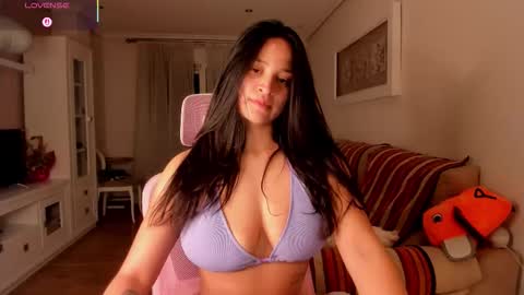 bella_pocahontas3 online show from 25, 10, 2025