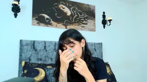 Bella online show from 18, 10, 2025