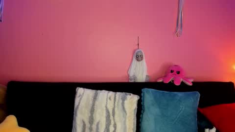 Snapshot of bella_ponce1 chatting on 14, 10, 2025 Bella Ponce online show from 14, 10, 2025