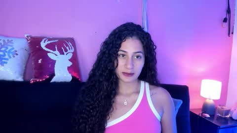 Snapshot of bella_ponce1 chatting on 23, 11, 2025 Bella Ponce online show from 23, 11, 2025