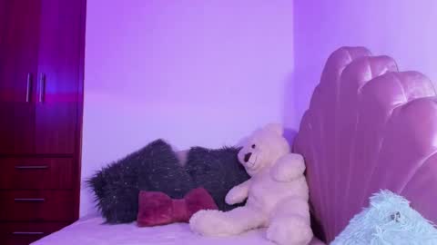 Snapshot of bella_sun_ chatting on 23, 9, 2025 Valeria Model Independent online show from 23, 9, 2025