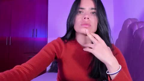 Snapshot of bella_sun_ chatting on 18, 11, 2025 Valeria Model Independent online show from 18, 11, 2025