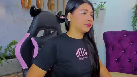 Snapshot of bella_susan_ chatting on 1, 2, 2026 susan online show from 1, 2, 2026