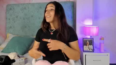 Bella Becca  online show from 4, 2, 2026