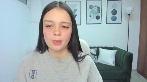  Bella Hadid  online show from 13, 2, 2025