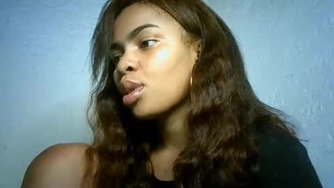 Bella online show from 5, 1, 2025