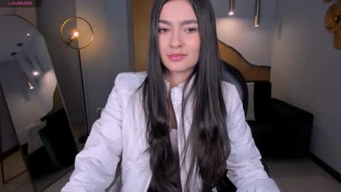 Bella  online show from 8, 10, 2025