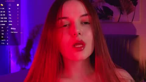 belladevile_ online show from 28, 9, 2025
