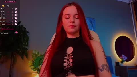 belladevile_ online show from 10, 10, 2025