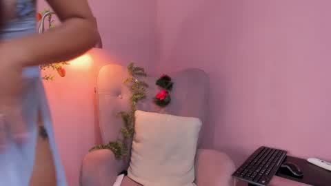 belladuboiss_ online show from 6, 2, 2025