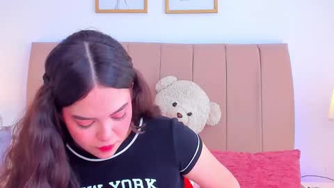 BellaFontana online show from 19, 11, 2025