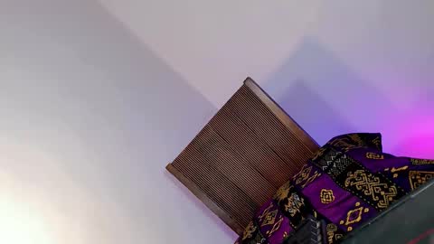 Bella rowt online show from 15, 2, 2026