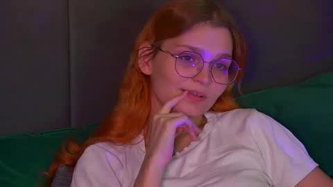 BellaMarebelle online show from 10, 10, 2025