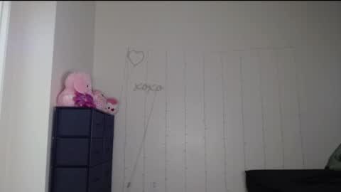 Bella Monroe online show from 14, 12, 2024