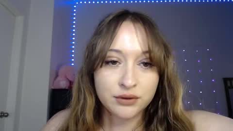 Bella Monroe online show from 7, 2, 2025