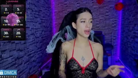   online show from 20, 10, 2025