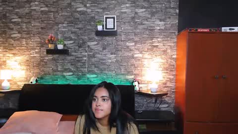 Snapshot of bellarouse98 chatting on 20, 9, 2025 BellaRouse98 online show from 20, 9, 2025