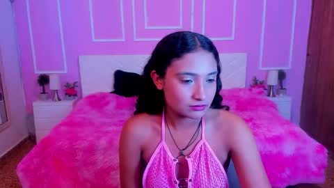 Bella online show from 6, 11, 2025