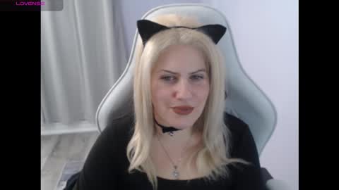 Snapshot of bellastar84 chatting on 29, 10, 2025 Starr40 online show from 29, 10, 2025