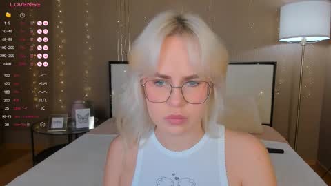 Bella online show from 30, 9, 2025