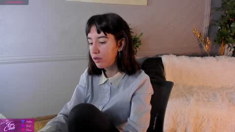 Snapshot of belle_via chatting on 2, 1, 2025 Bella online show from 2, 1, 2025