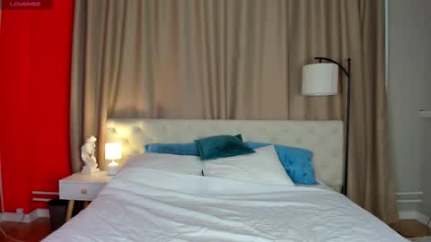 Belle online show from 10, 10, 2025