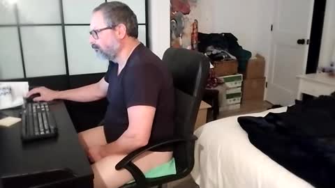 Snapshot of bellequeue19758 chatting on 28, 11, 2025 bellequeue19758 online show from 28, 11, 2025