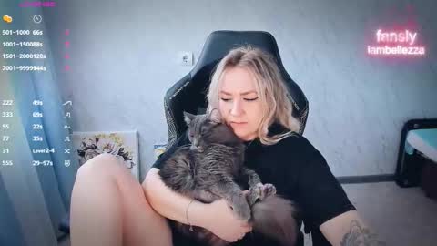 Your Annabelle Wolf  online show from 7, 3, 2026