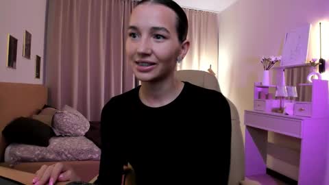 Bella online show from 14, 11, 2025