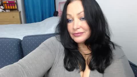 beluckynow online show from 4, 1, 2025