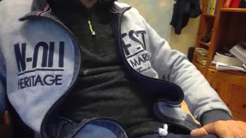 Snapshot of bemichel chatting on 10, 11, 2025 jaimetout online show from 10, 11, 2025