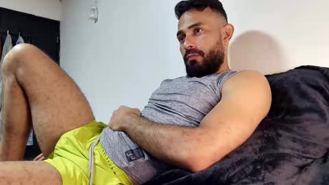 Snapshot of ben_blaze chatting on 13, 2, 2025 BEN online show from 13, 2, 2025